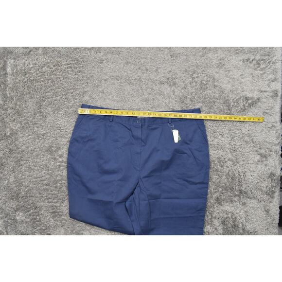 NEW L.L. Bean Women's Plus 26W Blue Capri Chino Original Fit Stretch Waist - Picture 6 of 8